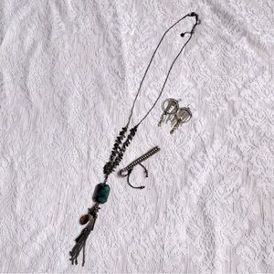 Premier Designs Phoenix antiquated gold necklace , earring and bracelet set